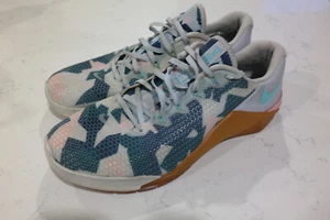 Nike Metcon 5 Fußball Grau Aurora Grün Größe 11 - Bild 1 von 7