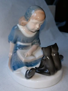 Porzellan Figur Rosenthal Mädchen + Teddy circa 1907-1933 - Bild 1 von 6