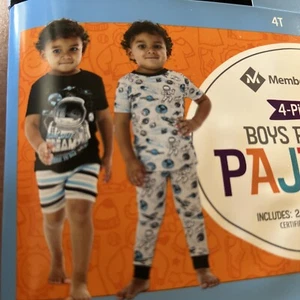 Member’s Mark 4-Piece Astronaut Theme Cotton Pajama Set Boys Toddler Size 5T - Picture 1 of 9