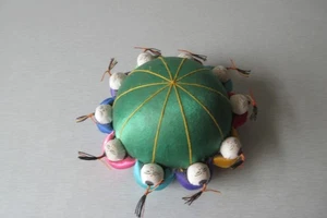 VINTAGE CHINESE PIN CUSHION MULTICOLOURED WITH 10 CHILDREN - Picture 1 of 5