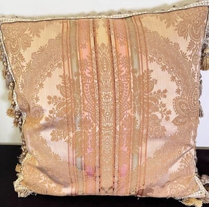 High End Decorator Brocatelle Pillow with Tassel Trim XX951 - Picture 1 of 5
