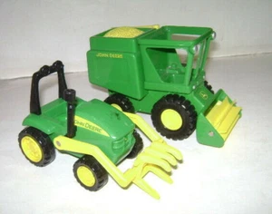 LEARNING CURVE JOHN DEERE LITTLE PEOPLE FARMER HAY TRACTOR COMBINE LOT of 2 - Picture 1 of 6