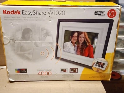 KODAK EasyShare W1020 Wi-Fi - 10" - Wireless Digital Frame Photo/Video + 2GB SD - Image 1 of 4