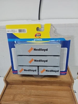 HO Athearn Nedlloyd 20' & 40ft Container Assortment 4-Pack ATH 27907. - Image 1 of 4