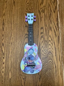 First Act Disney Lilo & Stitch 20" Ukulele Gitarre Musikinstrument - Bild 1 von 10