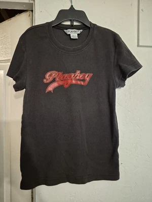 Camiseta Babydoll Y2k De Colección PLAYBOY - Chocolate en Rojo Estampado Brillo "Playboy" M/L Foto 1 de 4