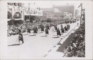 RPPC Postkarte Parade Elchkiefer Saskatchewan Kanada  - Bild 1 von 2