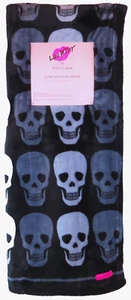 Calaveras de felpa ultra suaves Betsey Johnson gris ombre 50 x 60 fácil cuidado nuevas con etiquetas - Imagen 1 de 4
