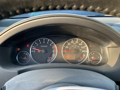 Grupo de velocímetro Nissan Pathfinder 2005 OEM | AT | MPH 166 k millas Foto 1 de 4