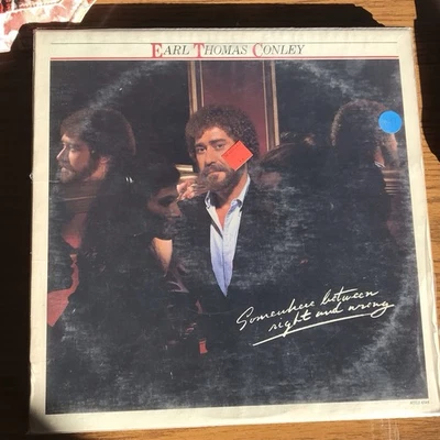 Earl Thomas Conley - 	Somewhere Between Right and Wrong - 12" Vinyl	(1982)	RCA	 - Image 1 of 4