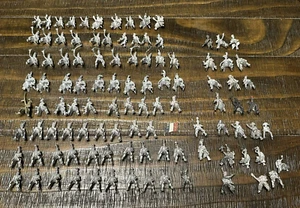 100 Toy Soldiers 28 mm lead Napoleonic French, Prussians, Russians Horse Riders - Picture 1 of 9