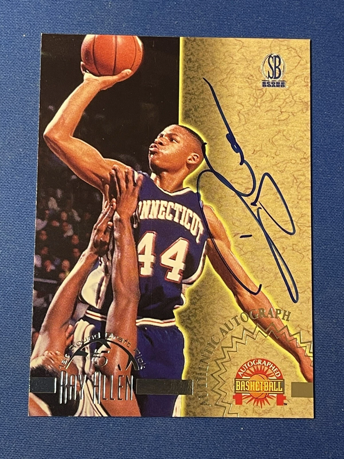 1996 Score Board Autographed Ray Allen #5 Auto!!! UConn NM