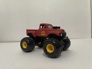 Spin master Monster Jam Grave Digger Original Red 1:24 Scale  - Picture 1 of 5