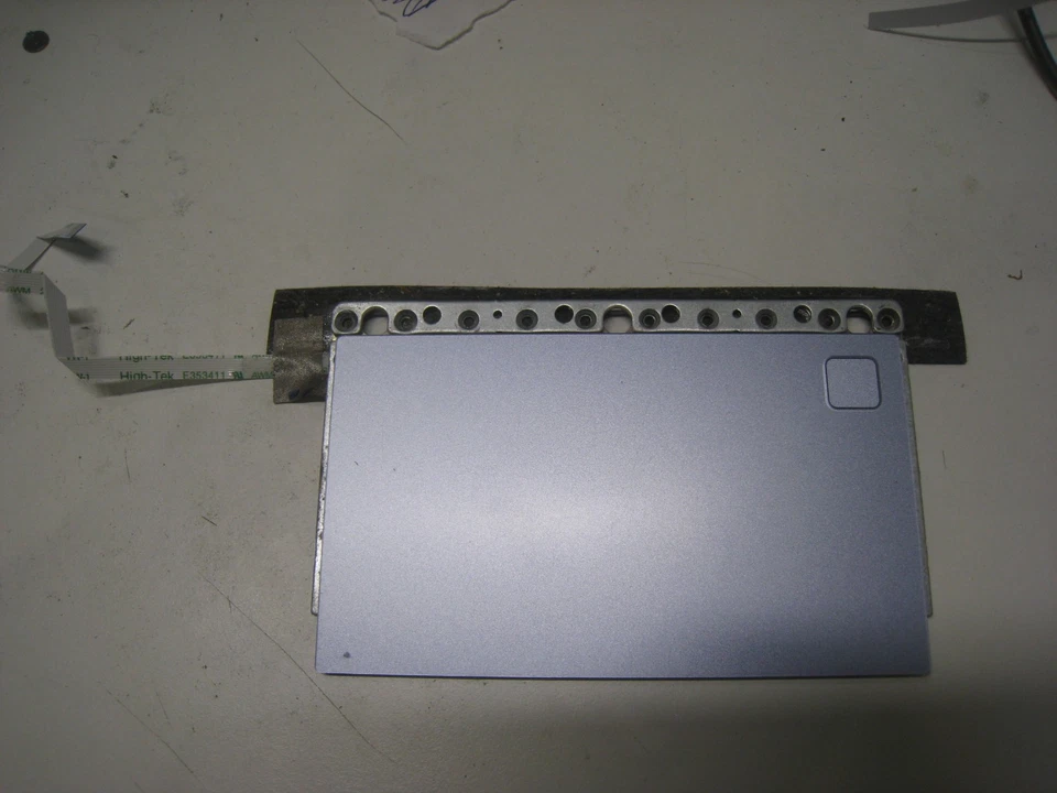 Mouse touchpad originale ASUS Zenbook UX431F argento blu 04060-1650200 + cavo - Immagine 1 di 3