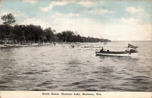 SHAWANO, WISCONSIN POSTCARD North Beach, Shawno Lake, Boats, Boaters - Picture 1 of 2