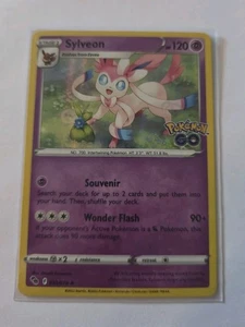 Pokémon TCG Sylveon Holo Rare Card 035/078 Pokemon Go - Imagen 1 de 1