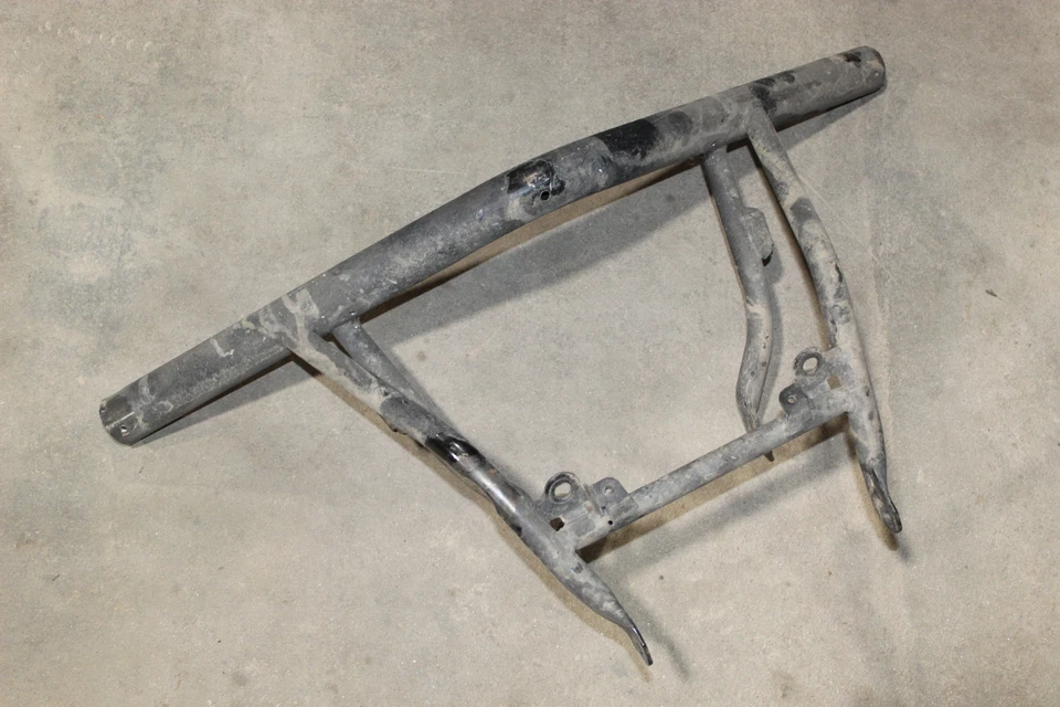 Передний бампер 2016–2019 Yamaha Grizzly 700 Yfm700d 4x4 Fi - Изображение 1 из 4