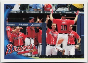2010 Topps #296 Atlanta Braves Chipper Jones - Picture 1 of 2