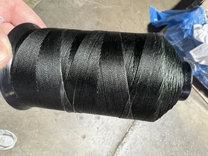 Dark Green Nylon Thread 8 Oz Cone Made in USA T135 Bonded CG483 - Picture 1 of 2