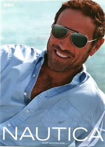 2013 DRUCKANZEIGE - NAUTICA MODE KLEIDUNG SONNENBRILLE ANZEIGE - HÜBSCHES MÄNNLICHES MODELL - Bild 1 von 1