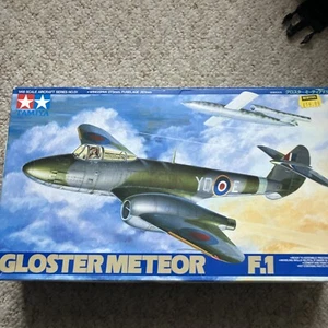 Tamiya 1/48th scale Gloster Meteor F1 unmade model kit boxed and bagged but open - Picture 1 of 7