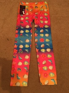 NWT No Boundaries Hippie Colorful Capri Leggings Coconut Beach Shells Dolphin XL - Picture 1 of 1