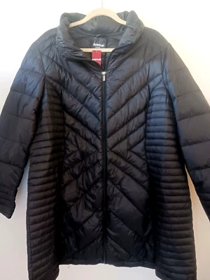 Nuevo Avenue Talla 22-24 54" Negro Largo Acolchado Abombado Abrigo Chaqueta Cremallera Frontal Foto 1 de 4