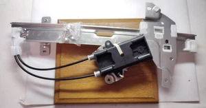 Regulador de ventana eléctrica "sin motor" LF: Regal 97-04, Century 97-05, Intrigue 98-02 - Imagen 1 de 13