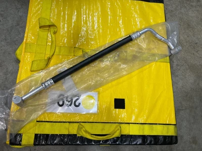 AUDI A4 Quattro 2003-2006 A/C Refrigerant Discharge Hose High Side 8E0260701BE - Image 1 of 2