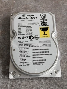 Festplatte Seagate Medalist 4321 4.3 GB IDE ST34321A P-ATA 5400 RPM 128KB Retro - Bild 1 von 3