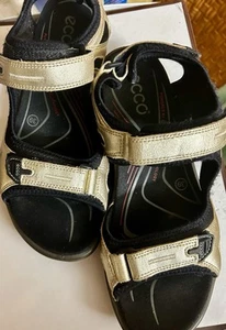 Ecco Yucatan Sandals Womens Size 39(8-8.5) Sports Hiking Outdoor Gold Leather - Picture 1 of 7