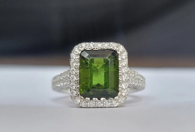 Authentic Gemstone (Green Tourmaline) and Diamond Ring -  14k white gold - Image 1 of 4