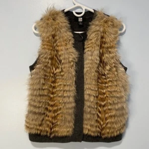 Saks Fifth Ave Gray Cashmere Sweater Vest Real Coyote Fur Women’s Size Medium - Picture 1 of 9