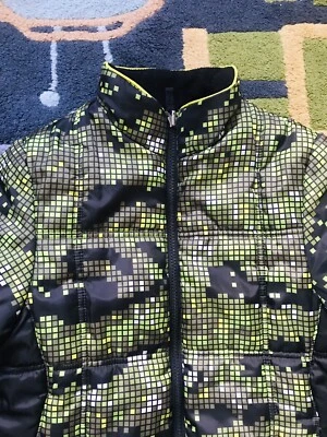 Boys Faded Glory zippered lined jacket in pixel green/black/yellow size L 10-12 - Image 1 of 4