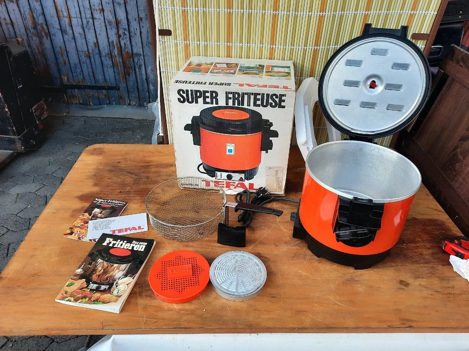 TEFAL SUPER FRITEUSEmit Geruchsfilter-System, 2xmal Benutzt, VINTAGE  - Bild 1 von 4