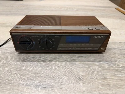 Sony EZ-4 Dream Machine AM/FM Digital Alarm Clock Radio (Radio Works LED Doesnt) - Image 1 of 4