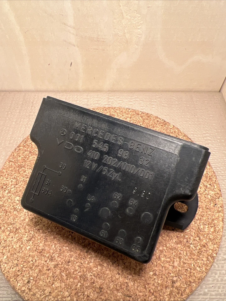 Mercedes Part#0015459832 OEM Glow Plug Relay Cover - Image 1 of 4