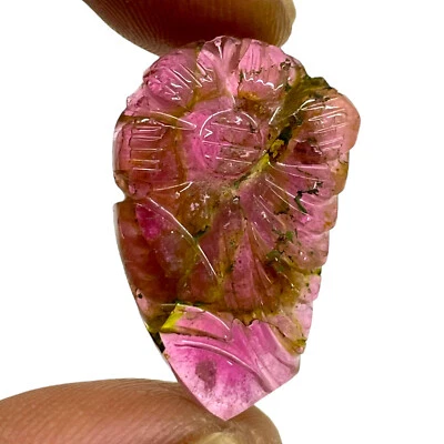 26.15 Cts Natural Watermelon Tourmaline Leaf Carving Gemstone Collector's Piece - Image 1 of 4