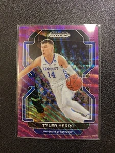 2022 PANINI PRIZM DRAFT PICKS BASKETBALL TYLER HERRO Purple Wave #47 🔥Kentucky - Foto 1 di 2