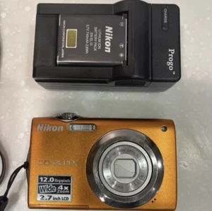 Nikon COOLPIX S3000 12.0MP 4x Digital Camera Fine orange W/battery And Charger - Picture 1 of 4