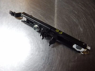 OEM SATURN ASTRA XR 1.8 08 09 CINTURÓN DE SEGURIDAD PASAJERO DELANTERO DERECHO AJUSTADOR DE ALTURA 4E Foto 1 de 4