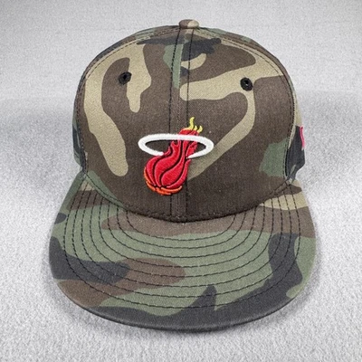 Miami Heat Hat Cap Fitted Mens 6 3/4 Green Camo NBA Basketball 59FIFTY New Era - Image 1 of 4