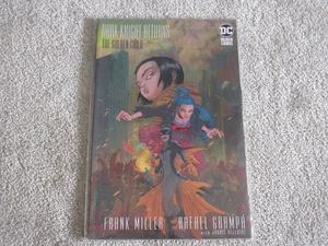 Batman: Dark Knight Returns 'The Golden Child' DC Black Label Comics 2019. - Picture 1 of 3