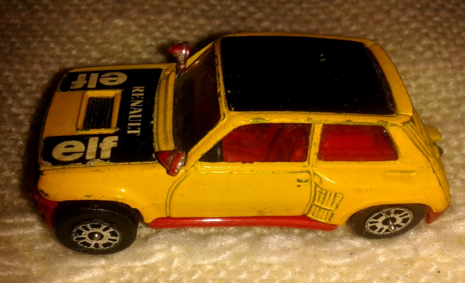 CORGI RENAULT 5 TURBO 1980 BUONE CONDIZIONI - Immagine 1 di 4