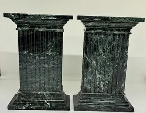 Juego de sujetalibros de columna acanalada de mármol verde Vermont - Imagen 1 de 6