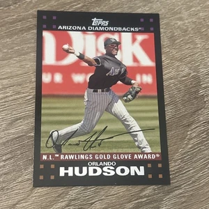Orlando Hudson Baseball Card 2007 Topps - Gold Glove #299 - Picture 1 of 2