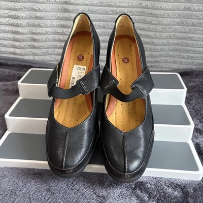 Clarks Unstructured Wedges Un Chelsea Black Leather Shoes UK 7.5 D - New No Box - Image 1 of 4