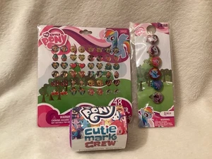 Confezione regalo My Little Pony ~ confezione cieca anelli e orecchini adesivi ~ nuovi con scatola ~ set di 3 - Foto 1 di 12