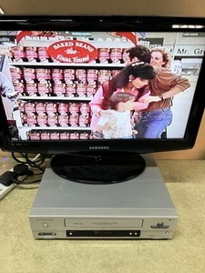 DAEWOO SV-230P Lettore di videocassette VHS VCR - senza controller - Foto 1 di 7
