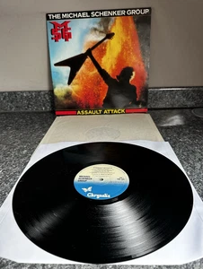 VINYL LP THE MICHAEL SCHENKER GROUP ASSUALT ATTACK 1982 UK 1ST PRESS EX/EX - Picture 1 of 12